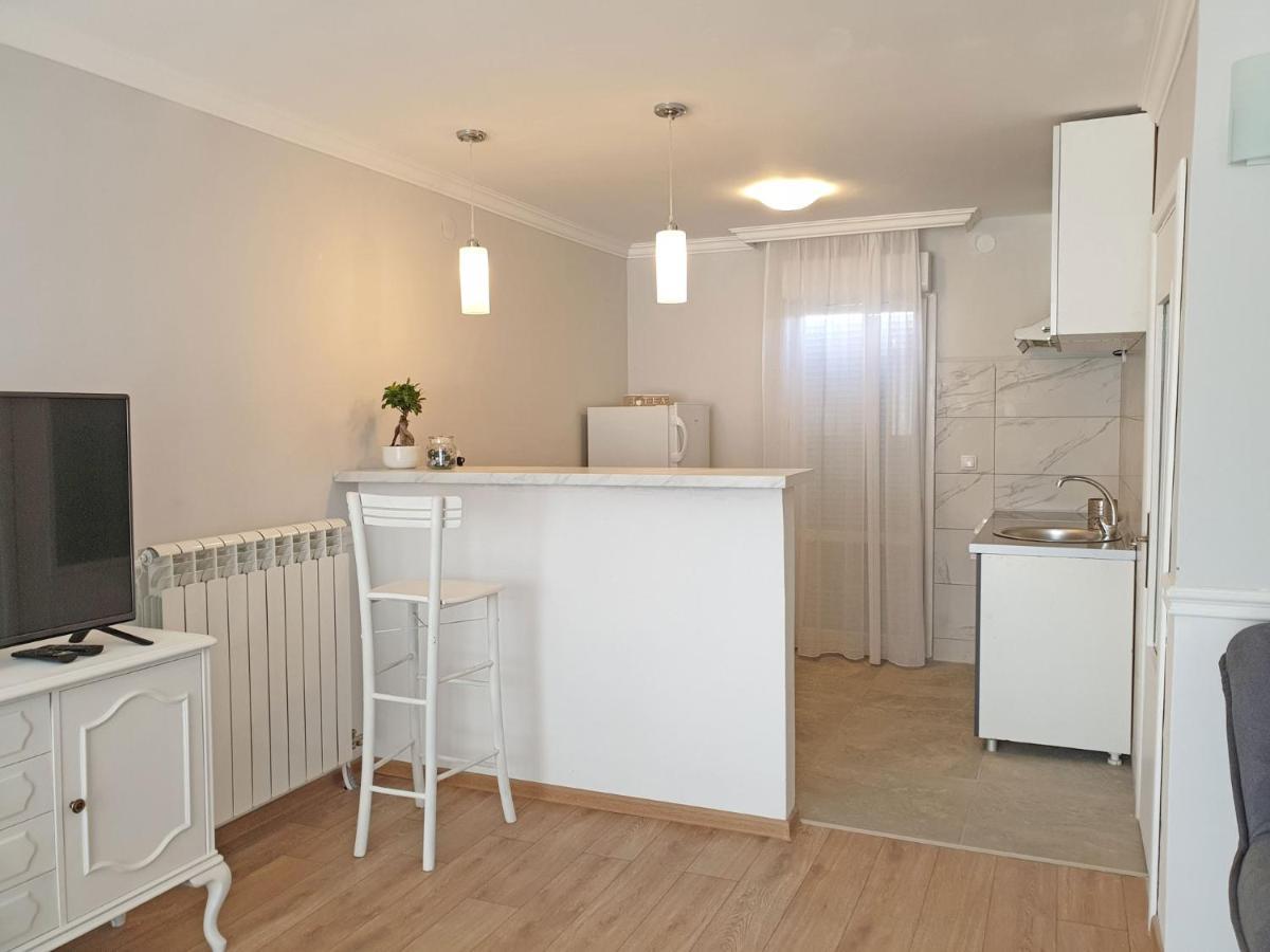 Kuca Ema Villa Belgrad Exteriör bild