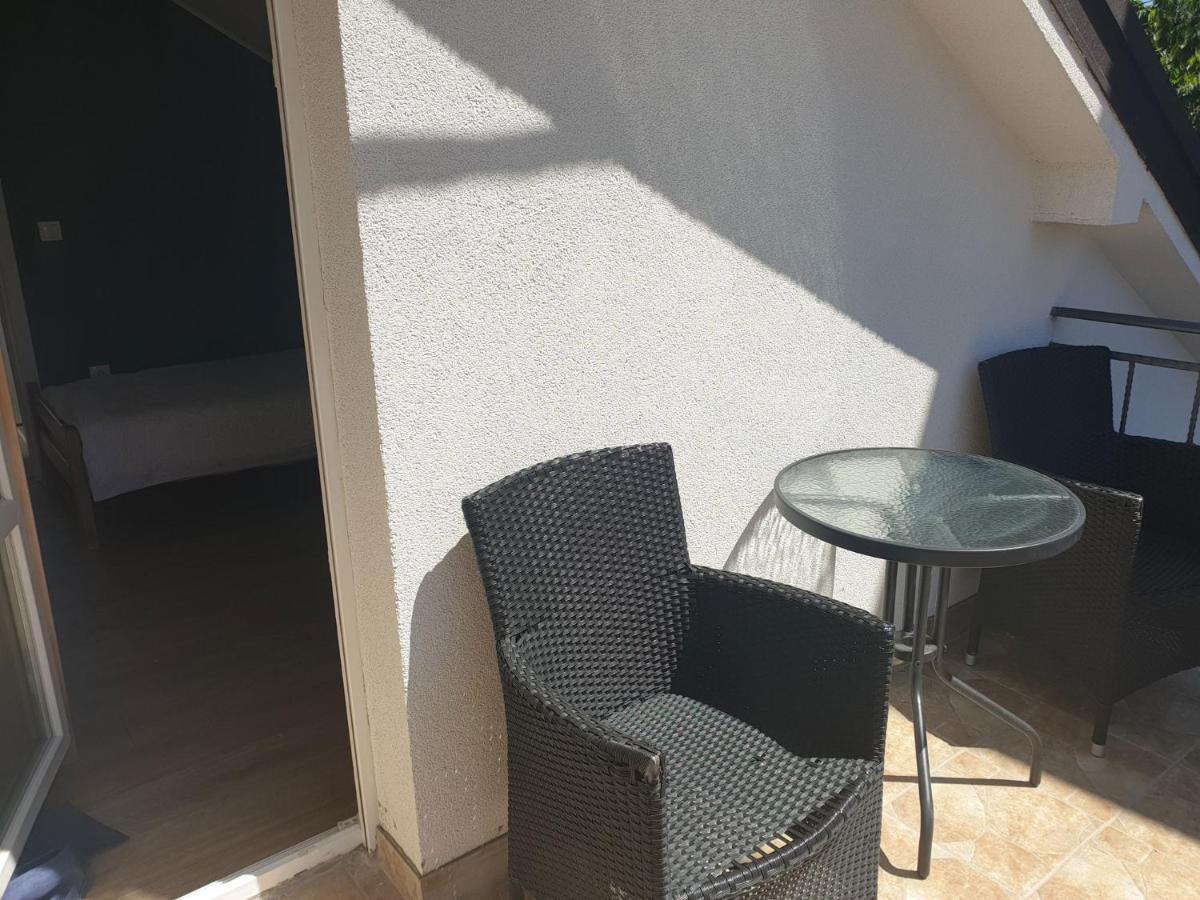 Kuca Ema Villa Belgrad Exteriör bild
